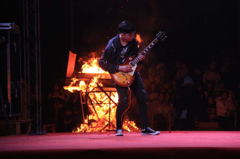 1545988306102660.jpg 324935537.jpg