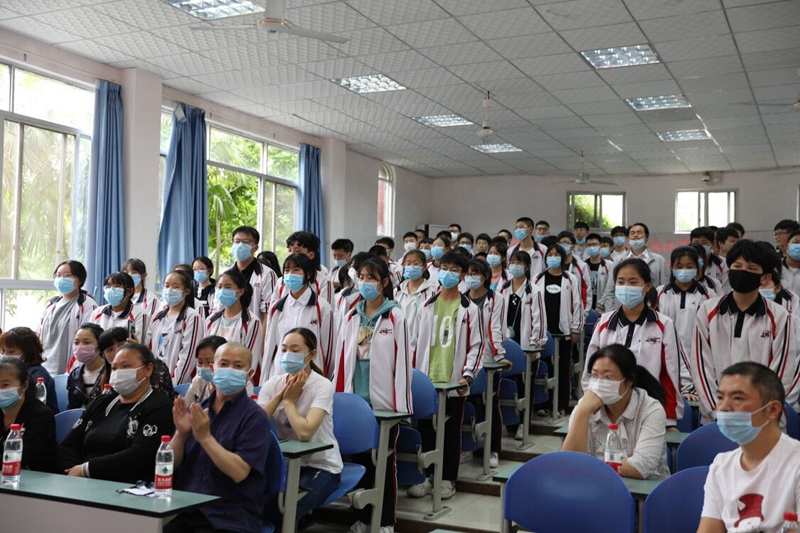 1589527204463382.jpg F24485472F8B872137E5A2586EDF8FF8_750_750.jpg